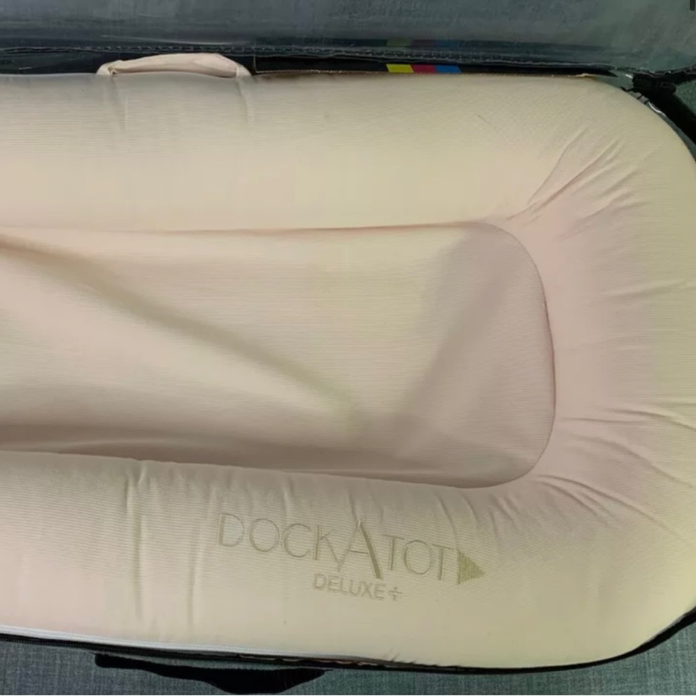 DockATot Deluxe+ Baby Lounger - Cream